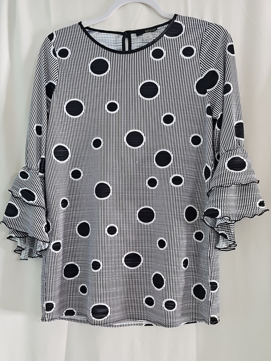 Renuar Dresses & Skirts - Renuar Black & White Polka Dot Ruffle Sleeve Top